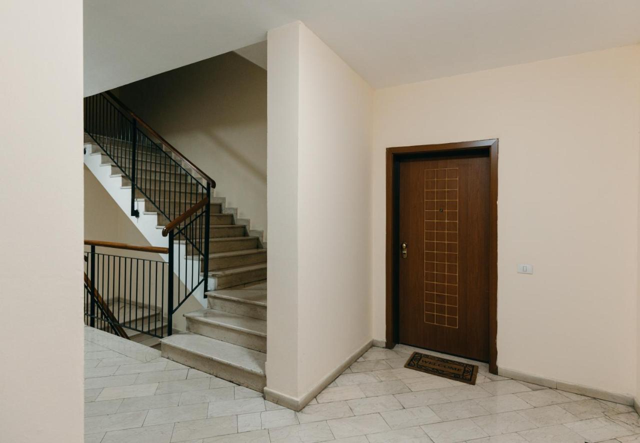Apartment Rs Place 1-bedroom