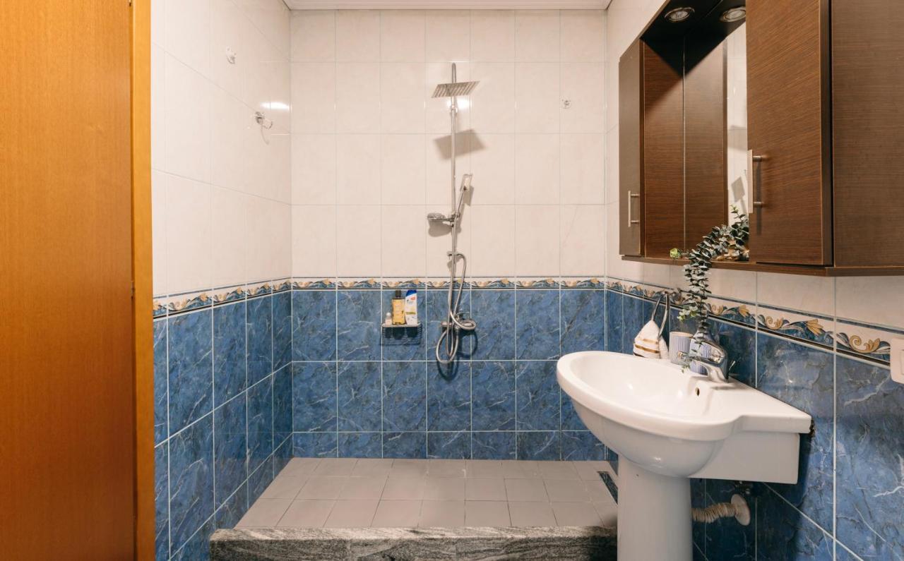 Rs Place 1-bedroom